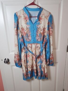 Blue and Cream Floral Button-Front Long-Sleeve Dress with Waist Tie